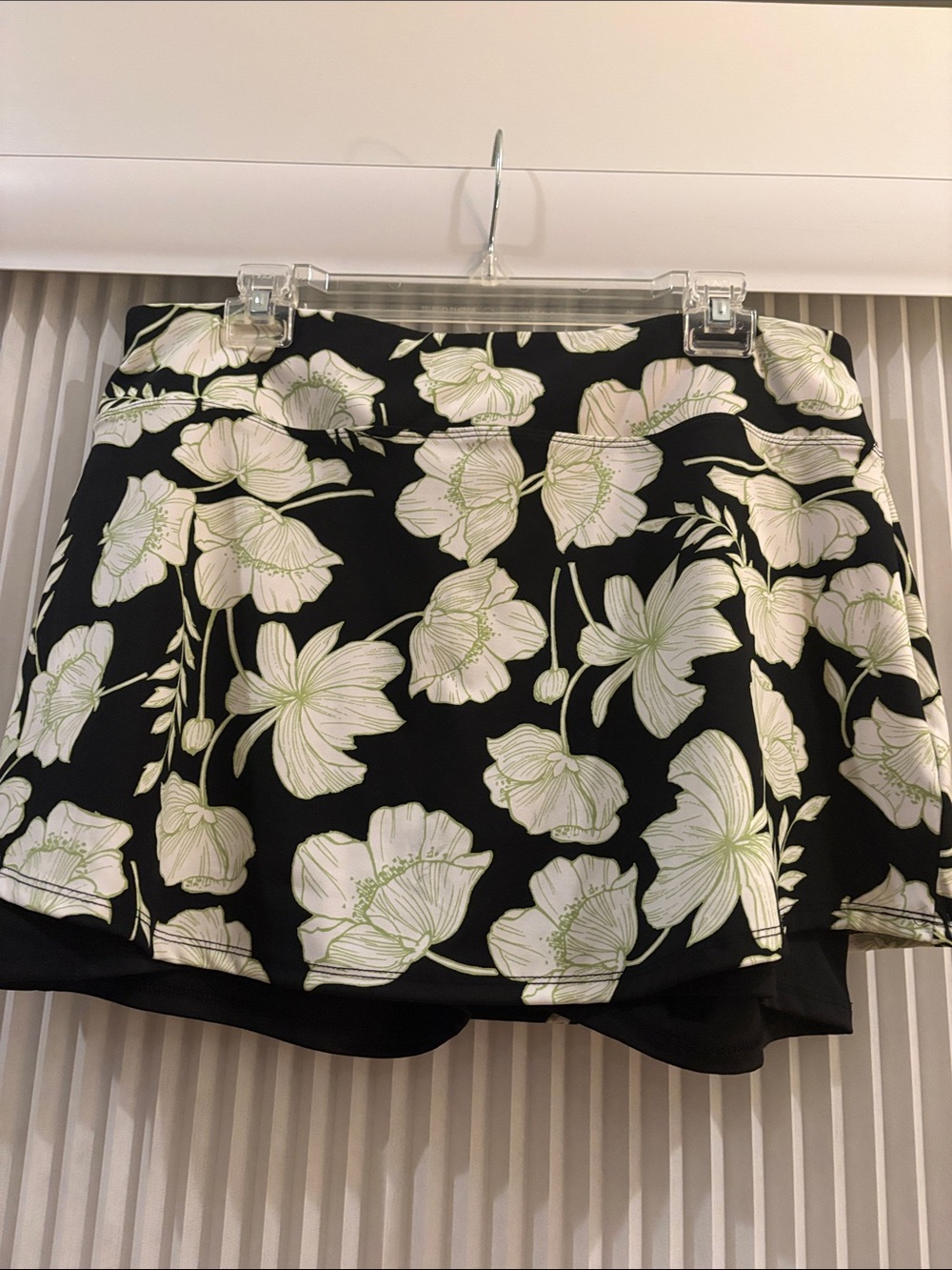 Cynthia Rowley Black Skort with White and Light Green Floral Print